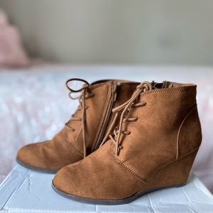 American Rag Brown booties